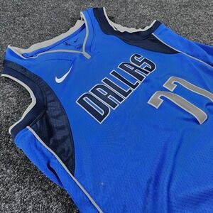 Dallas Mavericks Jersey Men's XS Nike Blue Luka Doncic #77 NBA Swingman Icon